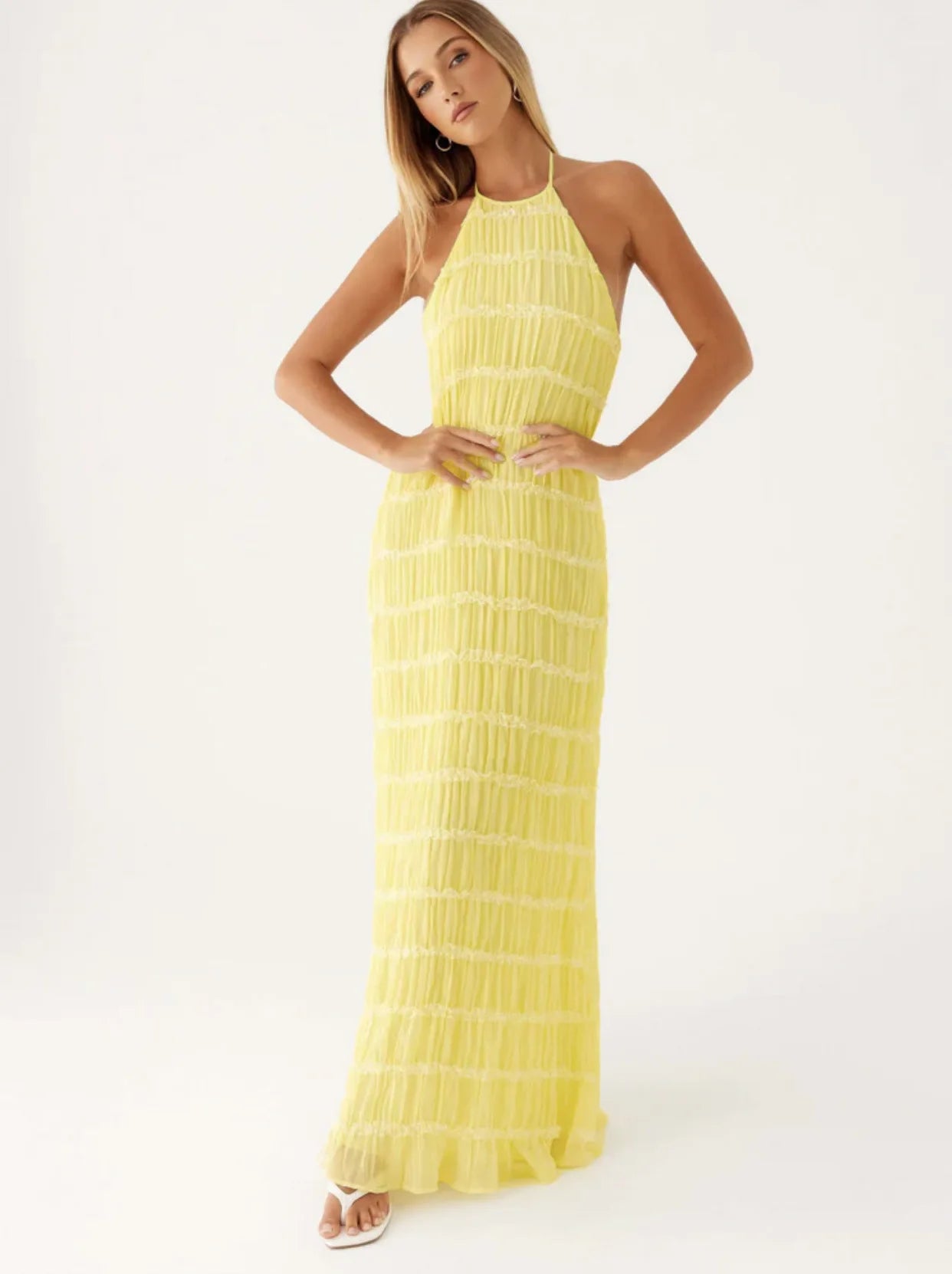 Vestido Largo de Playa con Espalda Descubierta y Lazo – Estilo Halter Chic para Mujer